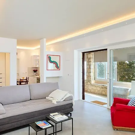 Ana Apartment