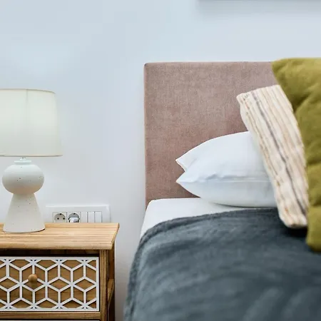 Ana Apartment *